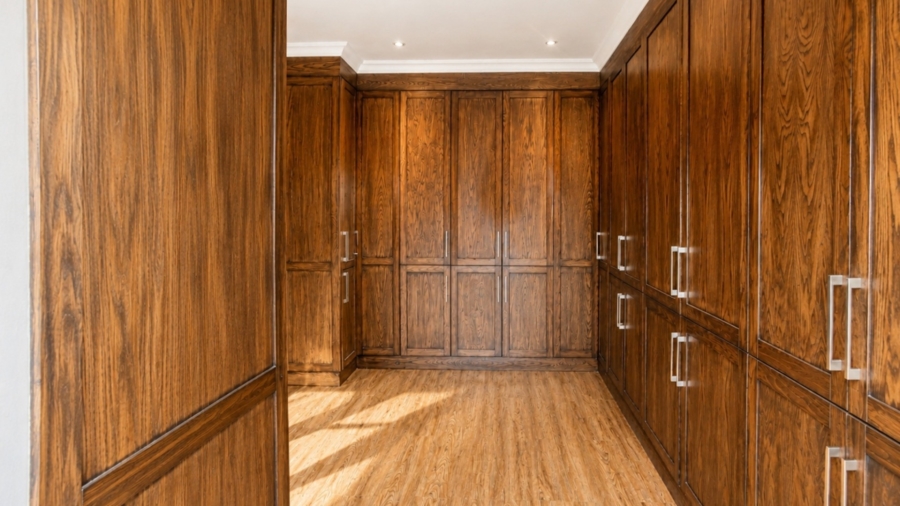 8 Bedroom Property for Sale in Birdwood Estate North West